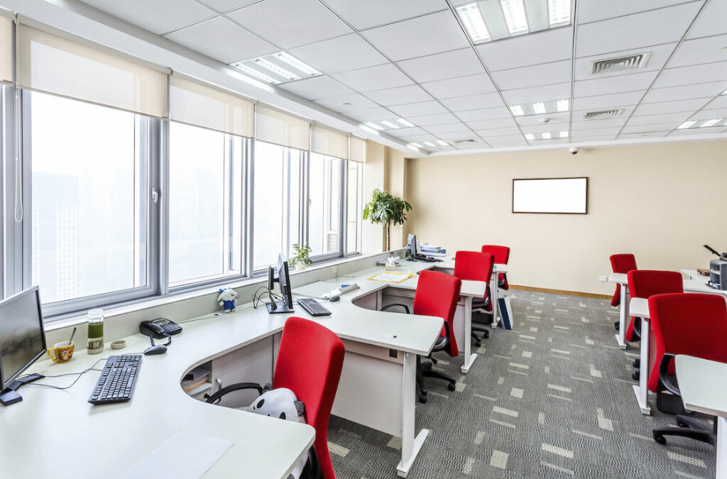 La luminosité : un élément essentiel du bien-être au travail