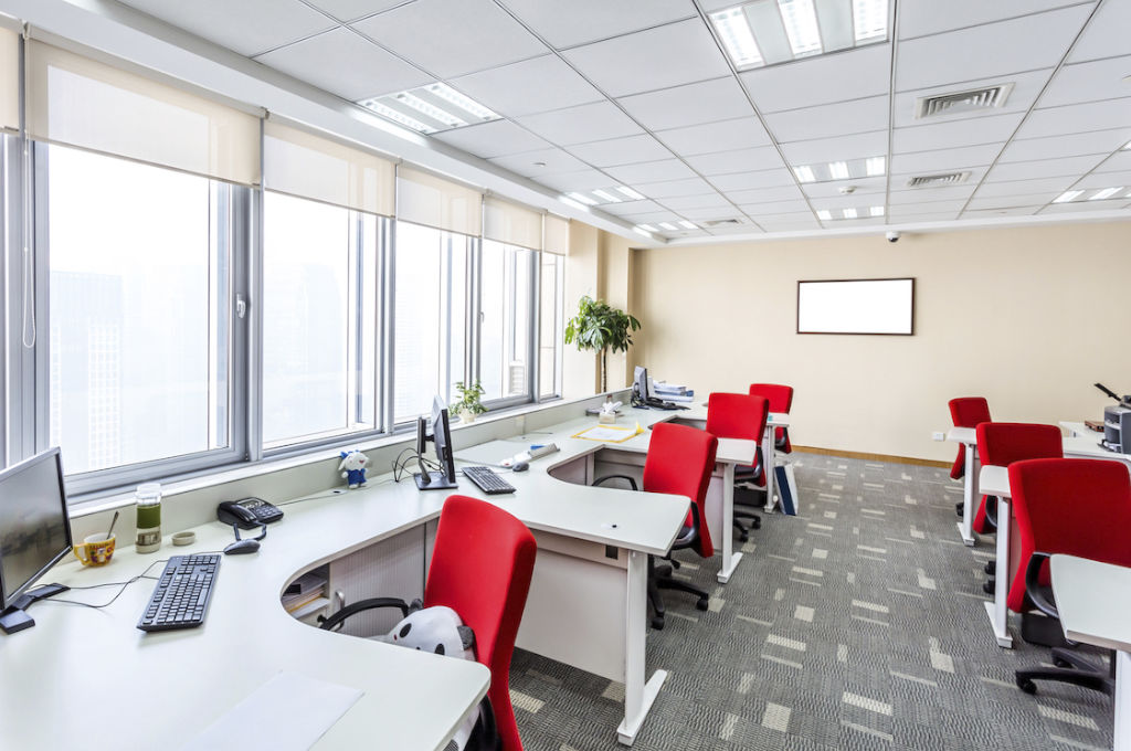 La luminosité est un facteur de bien-être et de productivité au travail ! Des vitres propres permettent de maximiser les bienfaits de la lumière naturelle ! La luminosité est un facteur de bien-être et de productivité au travail ! Des vitres propres permettent de maximiser les bienfaits de la lumière naturelle !